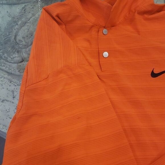 Tiger woods golf shirt - Picture 8 of 9